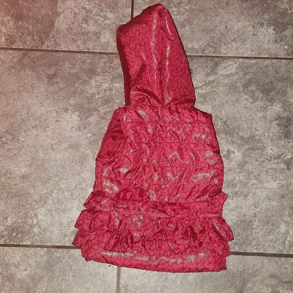Little Lass Ruffle Vest Size 24 months Hot Pink/ Gold Fur Hood